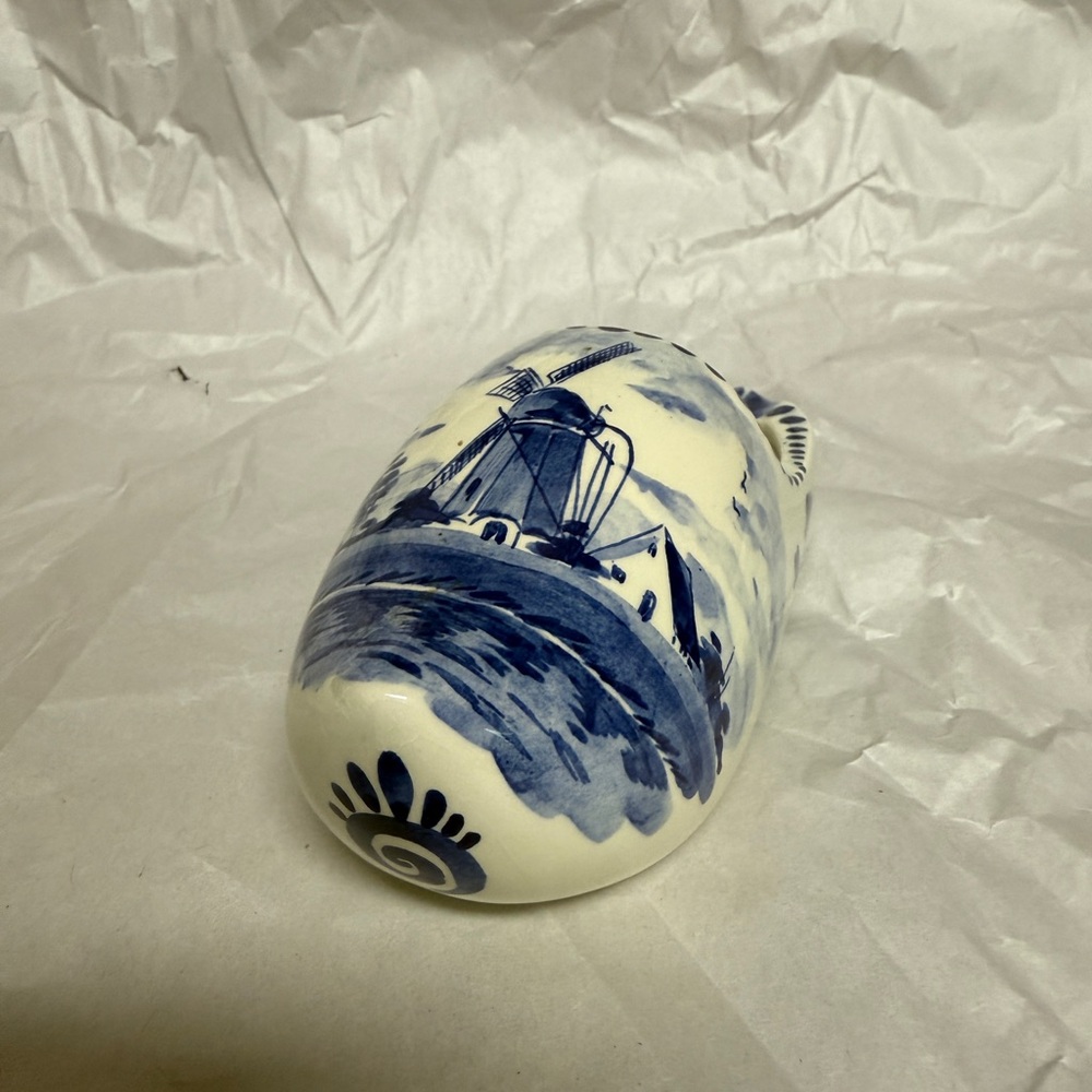 Vintage Delft Blue Dutch clog shoe ashtray